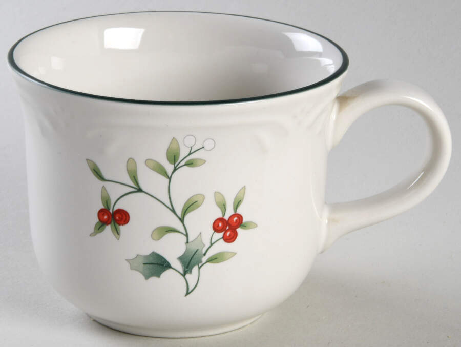 Winterberry Flat Cup by Pfaltzgraff-1