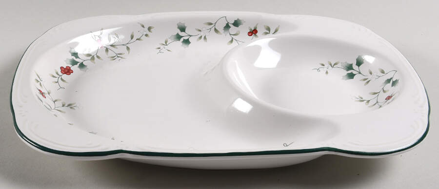 Winterberry 12" Rectangular Snack Tray by Pfaltzgraff-1