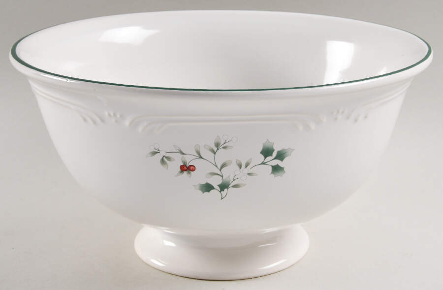 Winterberry Celebration/Signature/Memory Bowl by Pfaltzgraff-1