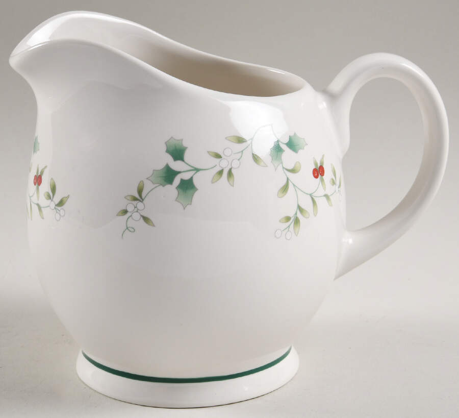 Winterberry Large Gravy Boat/Pitcher by Pfaltzgraff-1