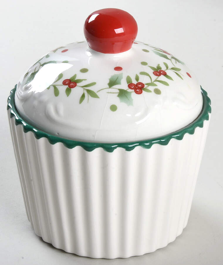 Winterberry Figural Candy Box & Lid by Pfaltzgraff-1