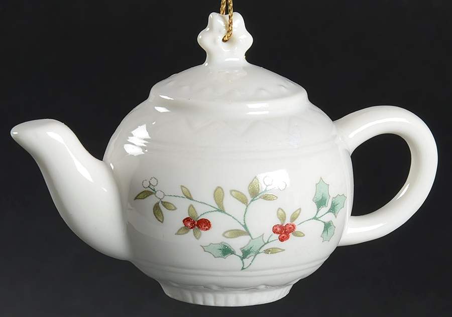 Winterberry Mini Ornament by Pfaltzgraff-1