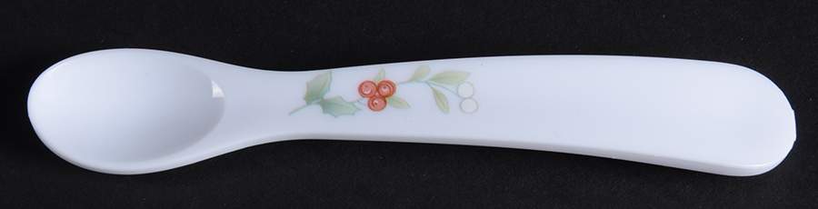 Winterberry Melamine Child's Spoon by Pfaltzgraff-1