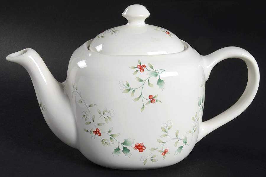 Winterberry Oval Teapot & Lid by Pfaltzgraff-1