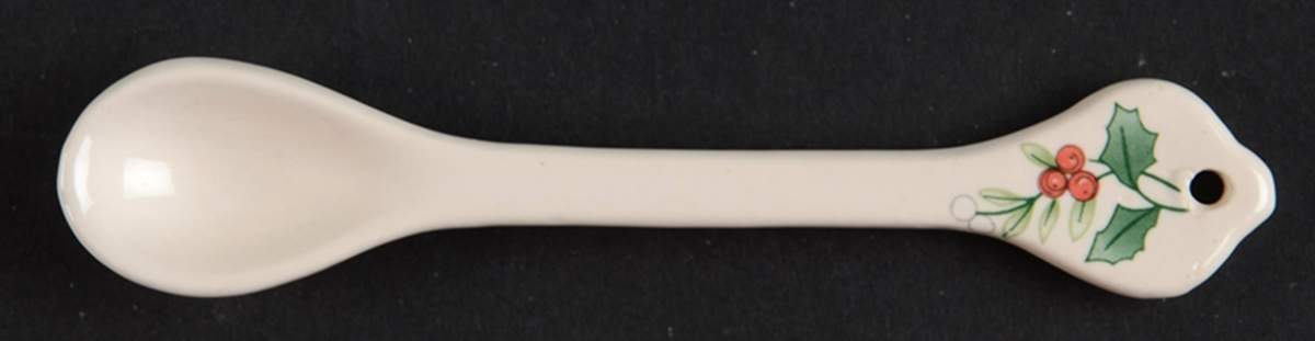 Winterberry Espresso Spoon by Pfaltzgraff-1