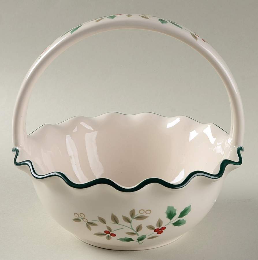 Winterberry 6" Handled Basket by Pfaltzgraff-1