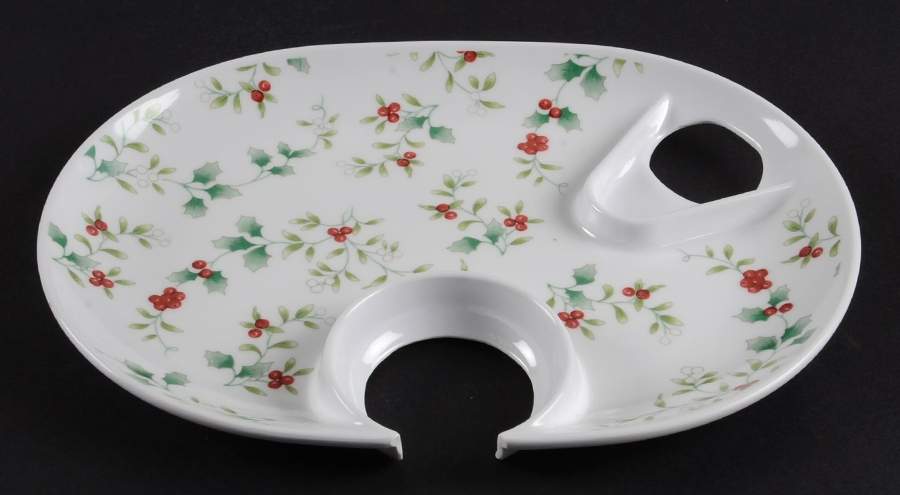 Winterberry Melamine Individual Party Platter by Pfaltzgraff-1