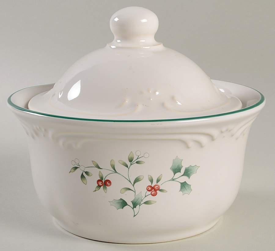 Winterberry Butter Tub & Lid by Pfaltzgraff-1