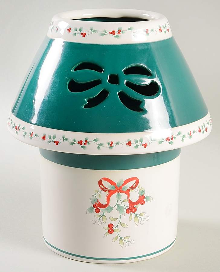 Winterberry Votive Lamp & Shade by Pfaltzgraff-1