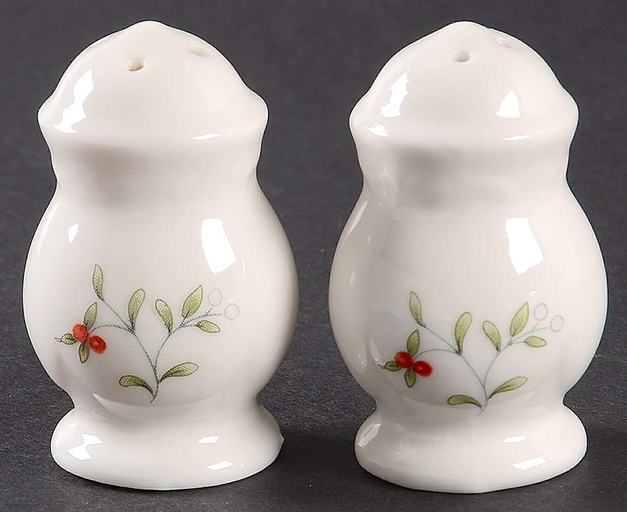 Winterberry Individual Salt & Pepper Set by Pfaltzgraff-1