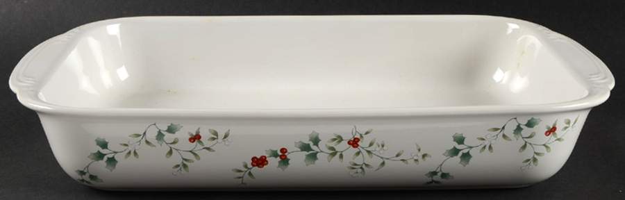 Winterberry 11" Rectangular Baker by Pfaltzgraff-1