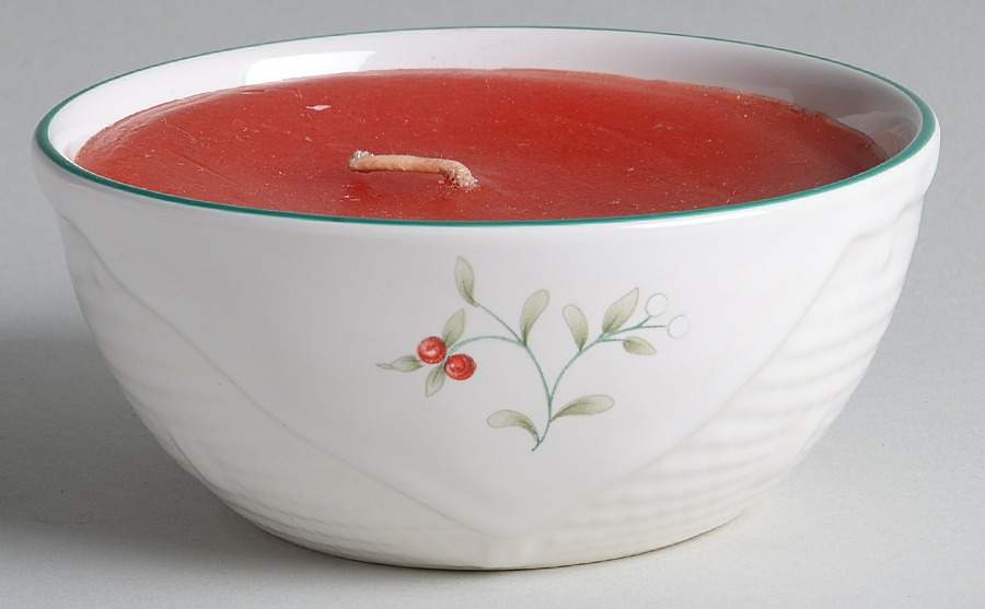 Winterberry Basket Lite W/Candle Wax by Pfaltzgraff-1