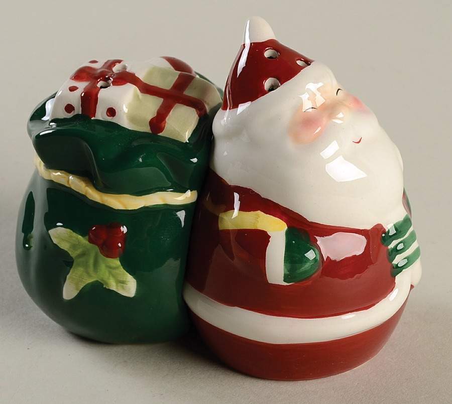 Winterberry Figural Salt & Pepper Set by Pfaltzgraff-1