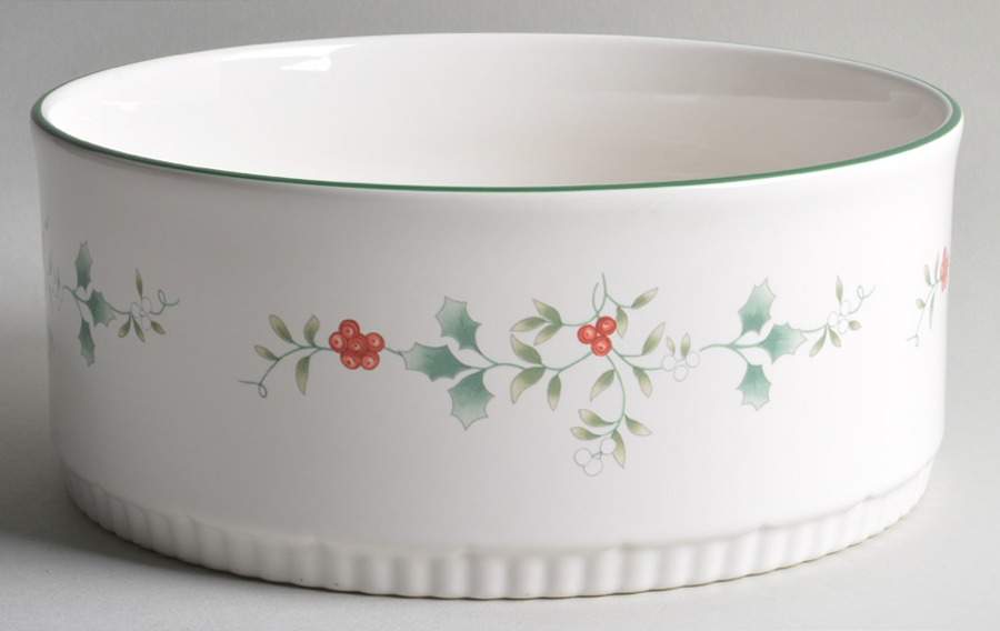 Winterberry Round Deep Microwave Baker by Pfaltzgraff-1
