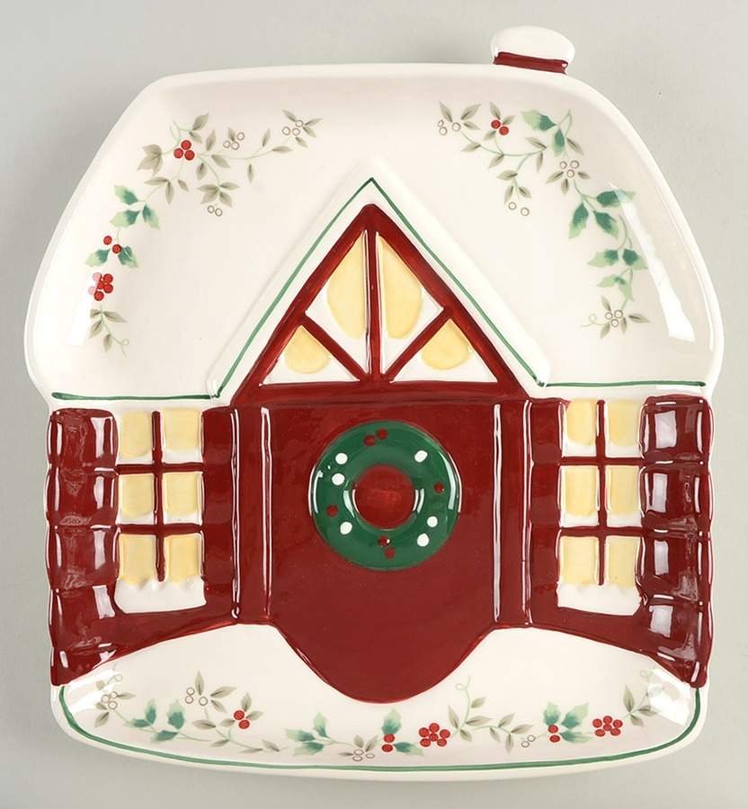 Winterberry 12" Figural Platter by Pfaltzgraff-1