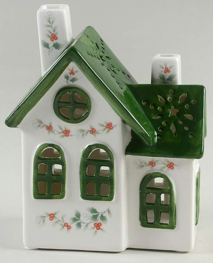 Winterberry LED House Light by Pfaltzgraff-1