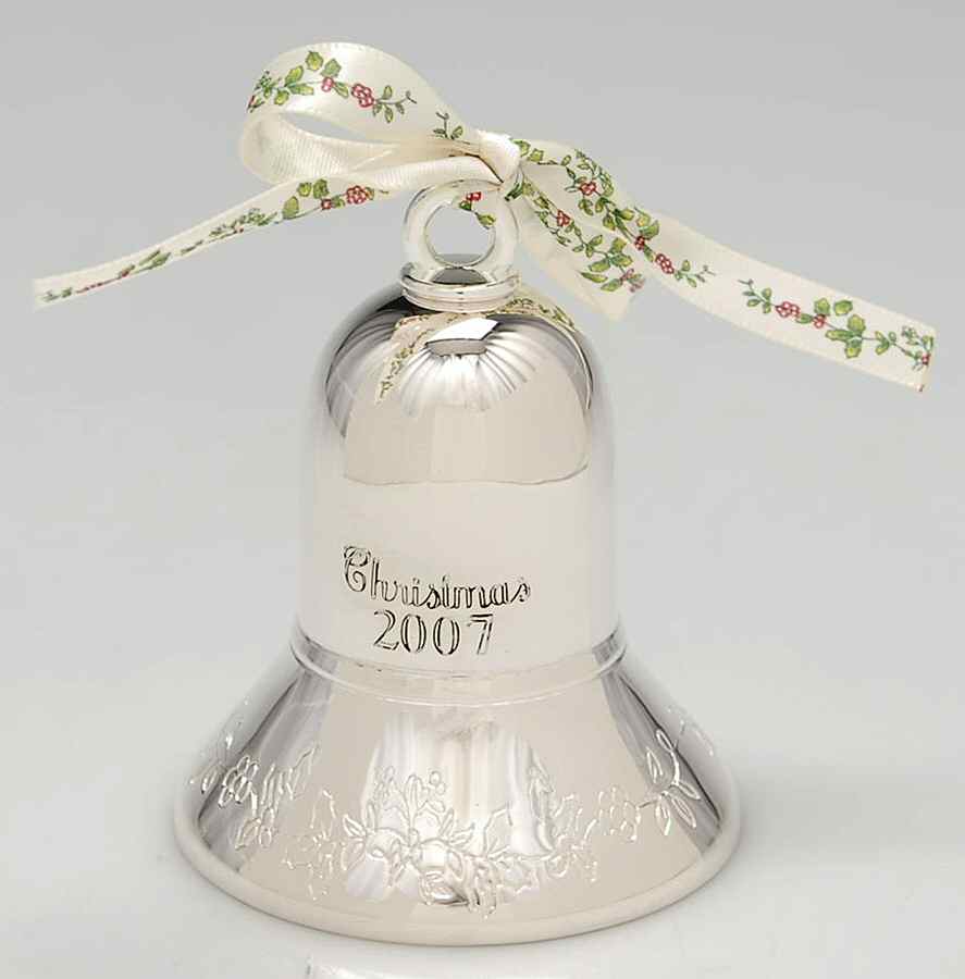 Winterberry 2007 Collector Bell by Pfaltzgraff-1