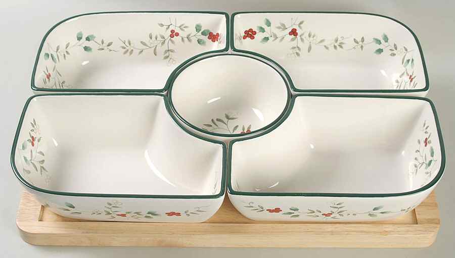 Winterberry 5 Piece Serve Set & Wood Tray by Pfaltzgraff-1