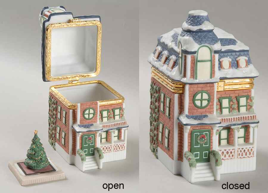 Winterberry Surprise Box with Hinged Lid by Pfaltzgraff-1