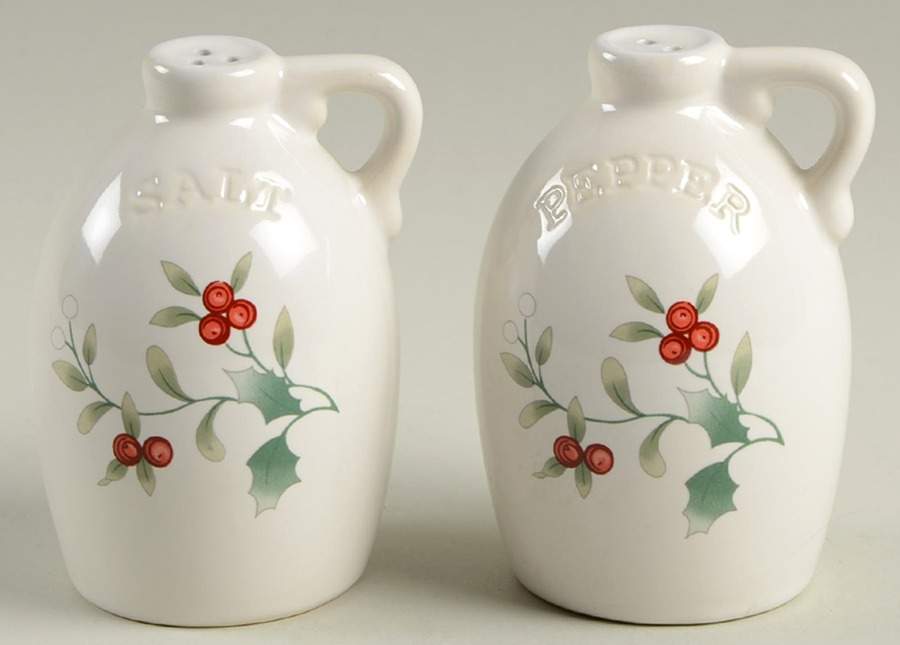 Winterberry Handled Salt & Pepper Set by Pfaltzgraff-1