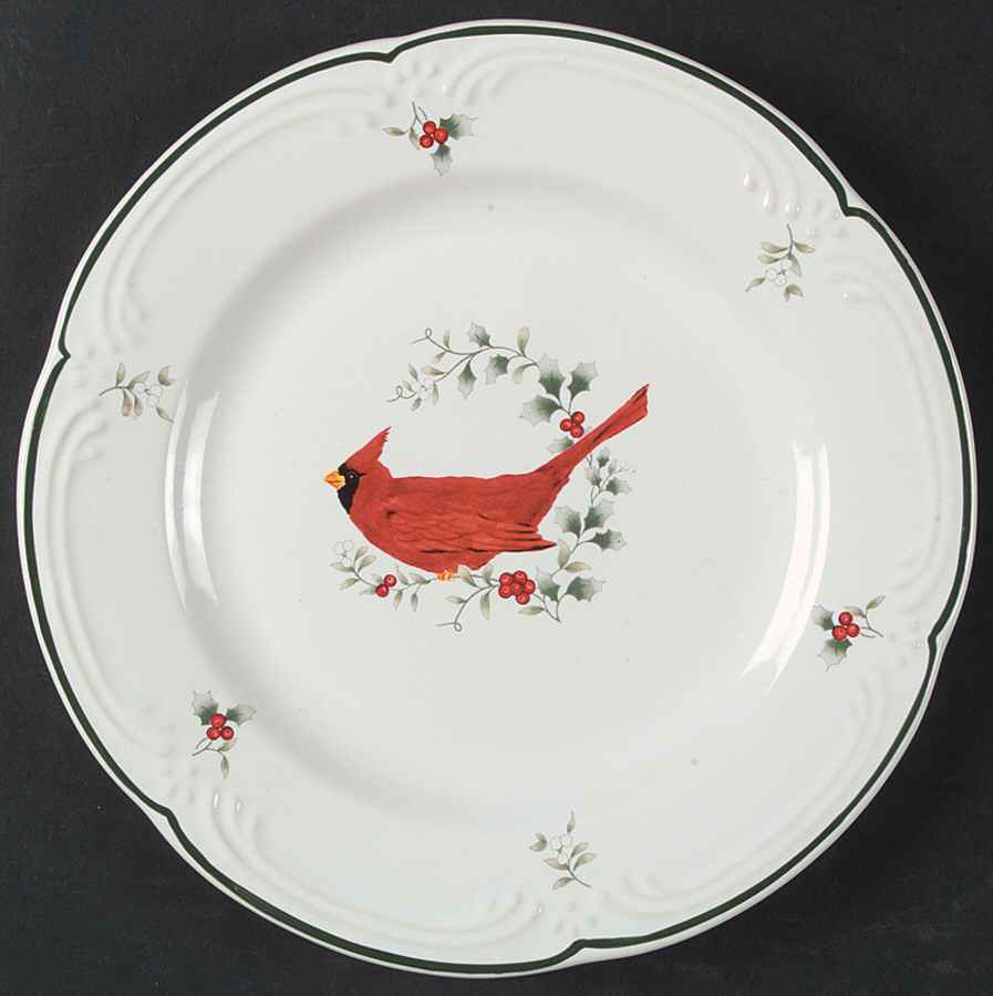 Winterberry Dessert Luncheon Plate by Pfaltzgraff-1