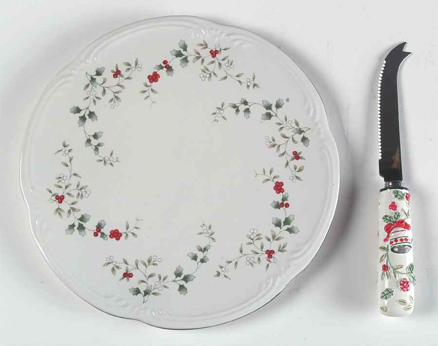 Winterberry Cheese Tray/Board and Sculpted Slicer by Pfaltzgraff-1