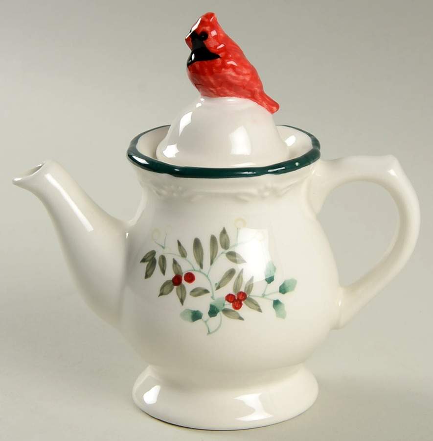 Winterberry Child's Teapot & Lid by Pfaltzgraff-1