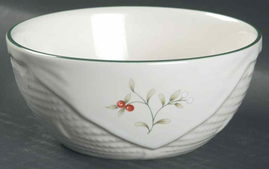 Winterberry Small Basket Bowl by Pfaltzgraff-1