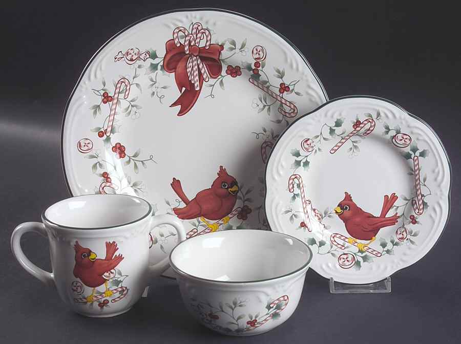 Winterberry (4 Piece) Child's Set (Chpll,Chpls,Chmug2,Chbowl) by Pfaltzgraff-1