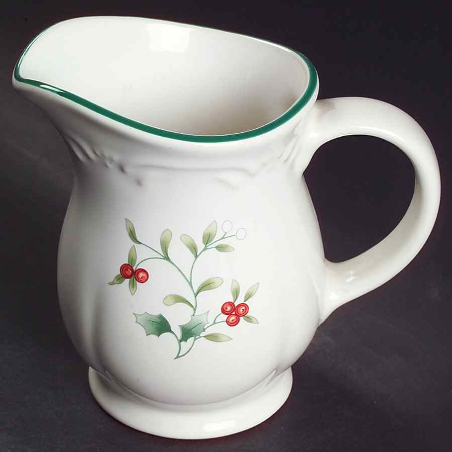 Winterberry Creamer by Pfaltzgraff-1