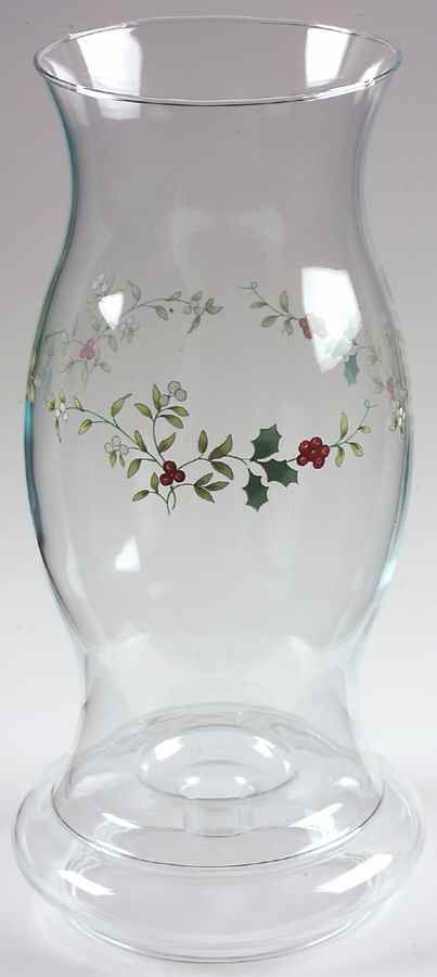 Winterberry Glassware Hurricane by Pfaltzgraff-1