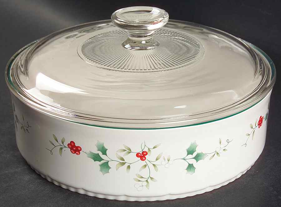 Winterberry 1.5 Quart Round Covered Baker by Pfaltzgraff-1