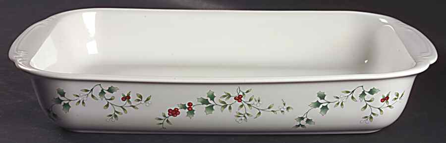 Winterberry 14" Rectangular Baker by Pfaltzgraff-1