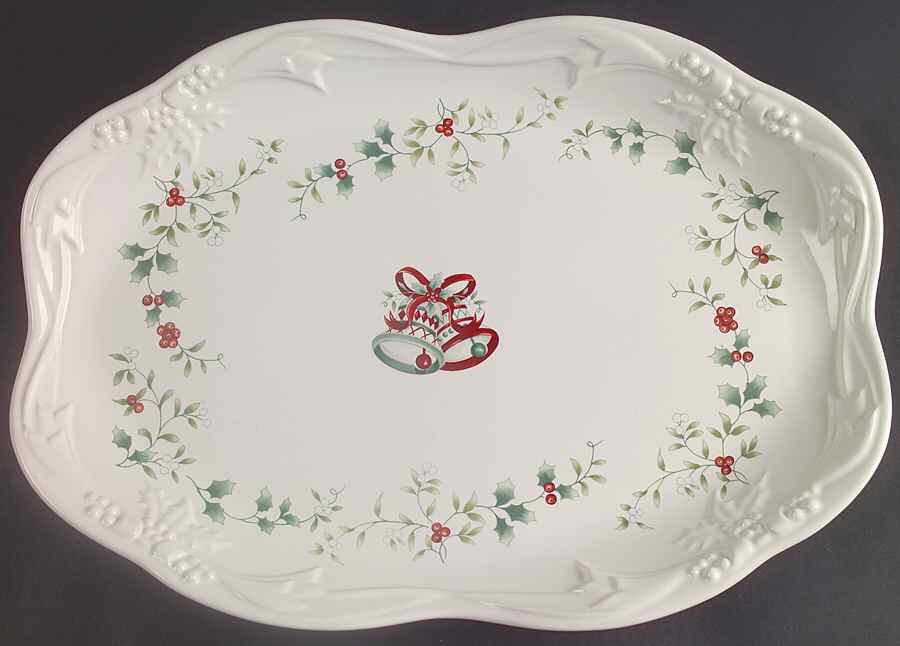 Winterberry 15" Sculpted Oval Serving Platter by Pfaltzgraff-1