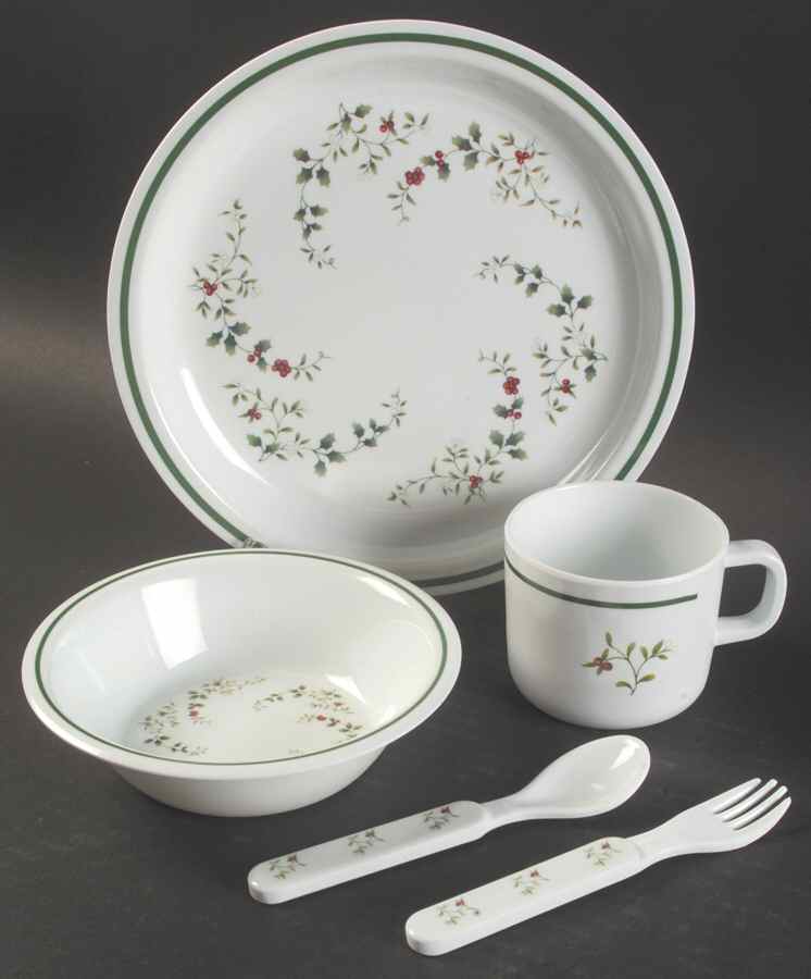 Winterberry (5 Piece) Melamine Kid's Set by Pfaltzgraff-1