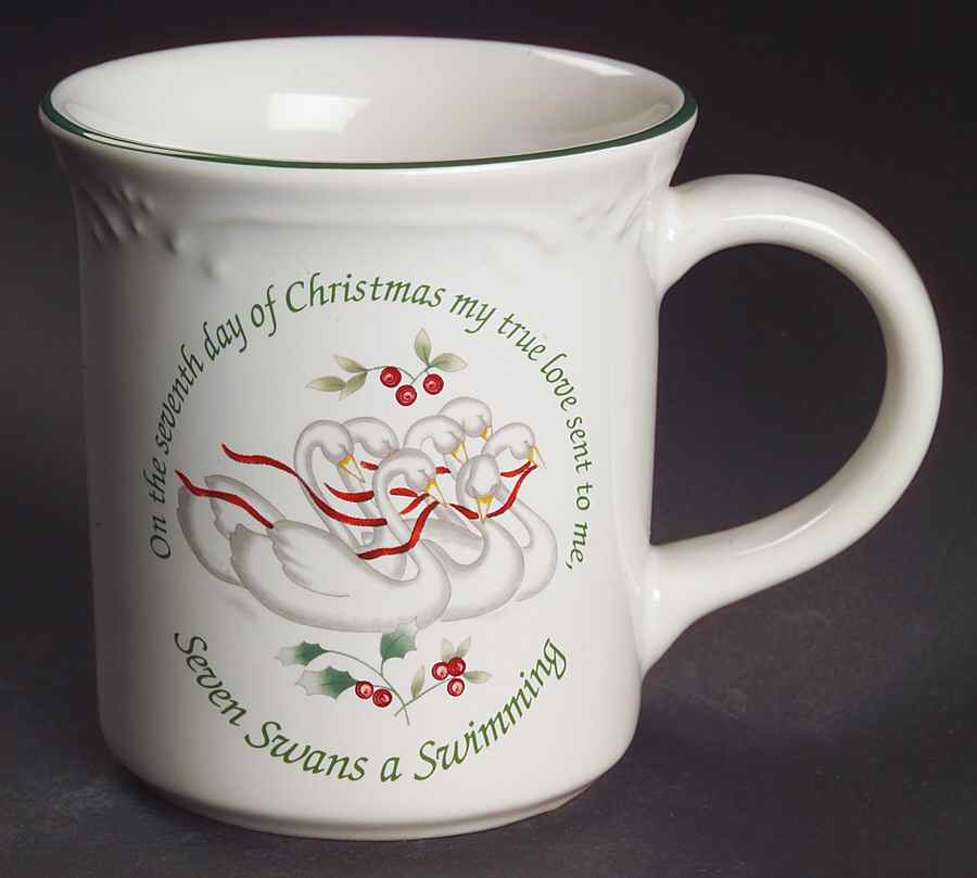Winterberry Accent Mug by Pfaltzgraff-1
