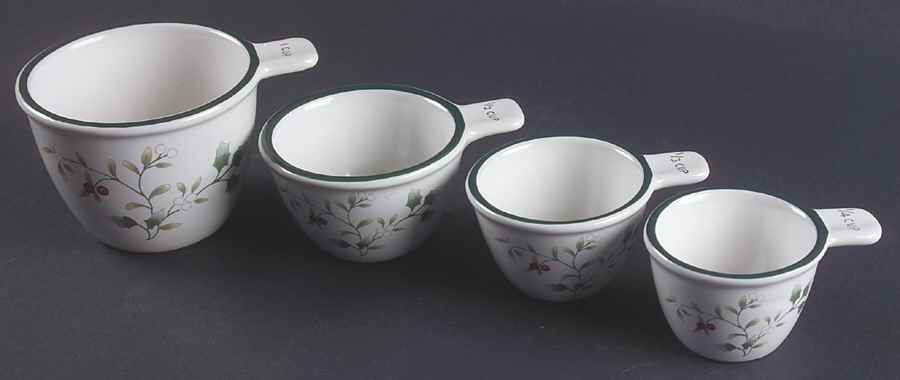 Winterberry Measuring Cup Set (1 Cup,1/2 Cup,1/3 Cup,1/4 Cup) by Pfaltzgraff-1