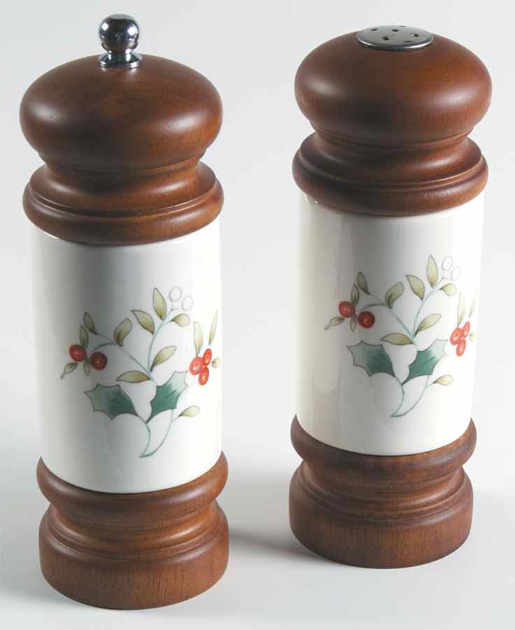 Winterberry Salt Mill & Pepper Mill Set by Pfaltzgraff-1