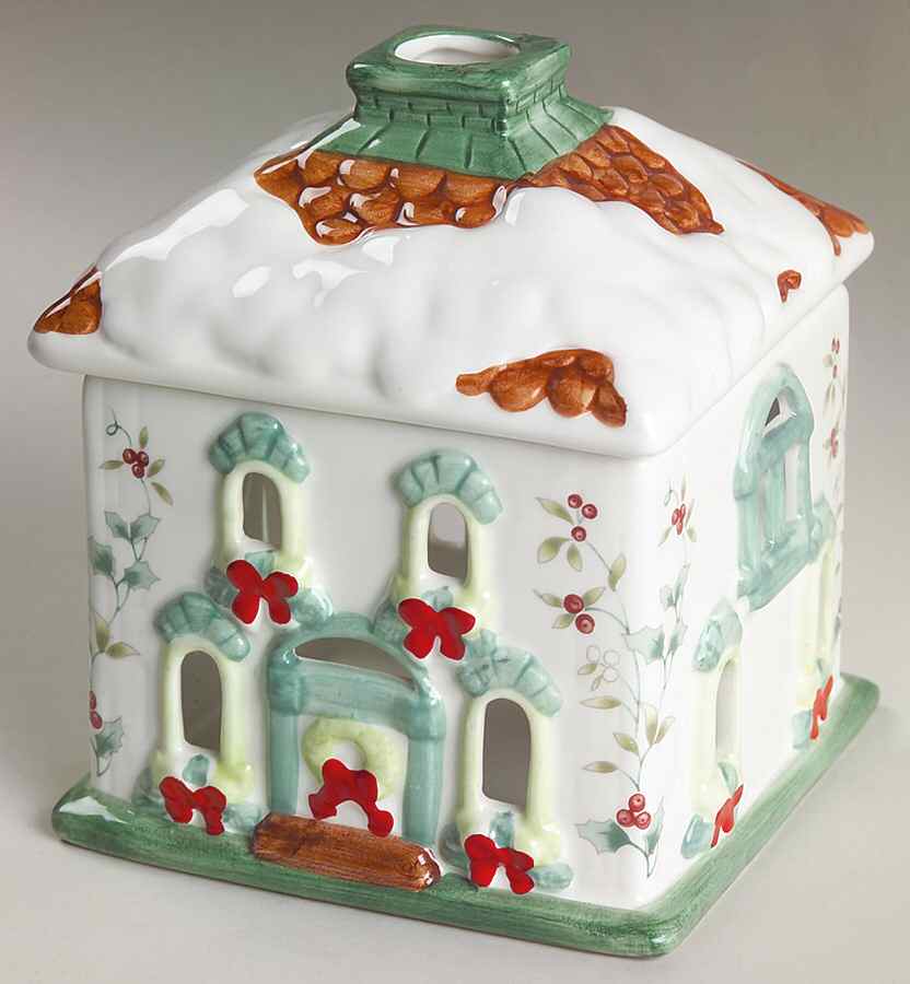 Winterberry 2-Piece Scented House by Pfaltzgraff-1