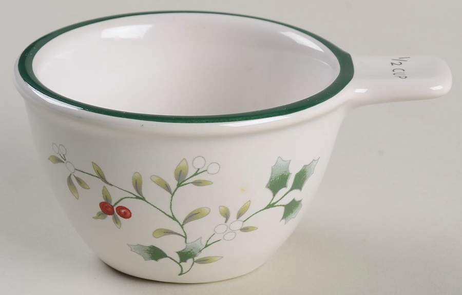 Winterberry 1/2 Cup Measuring Cup by Pfaltzgraff-1