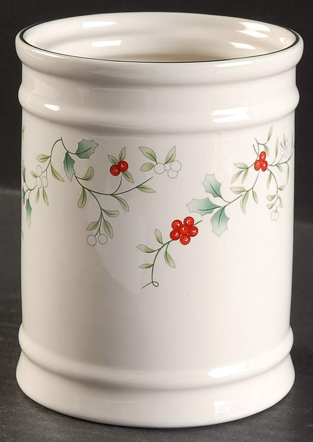 Winterberry Small Canister No Lid by Pfaltzgraff-1