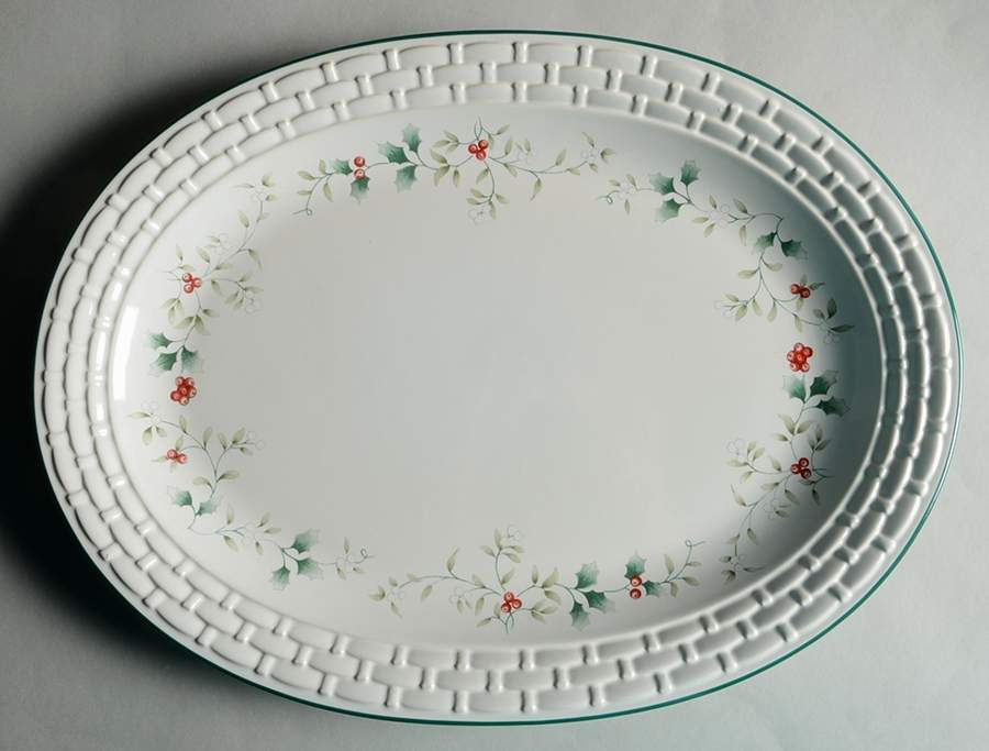 Winterberry 14" Oval Basketweave Serving Platter by Pfaltzgraff-1