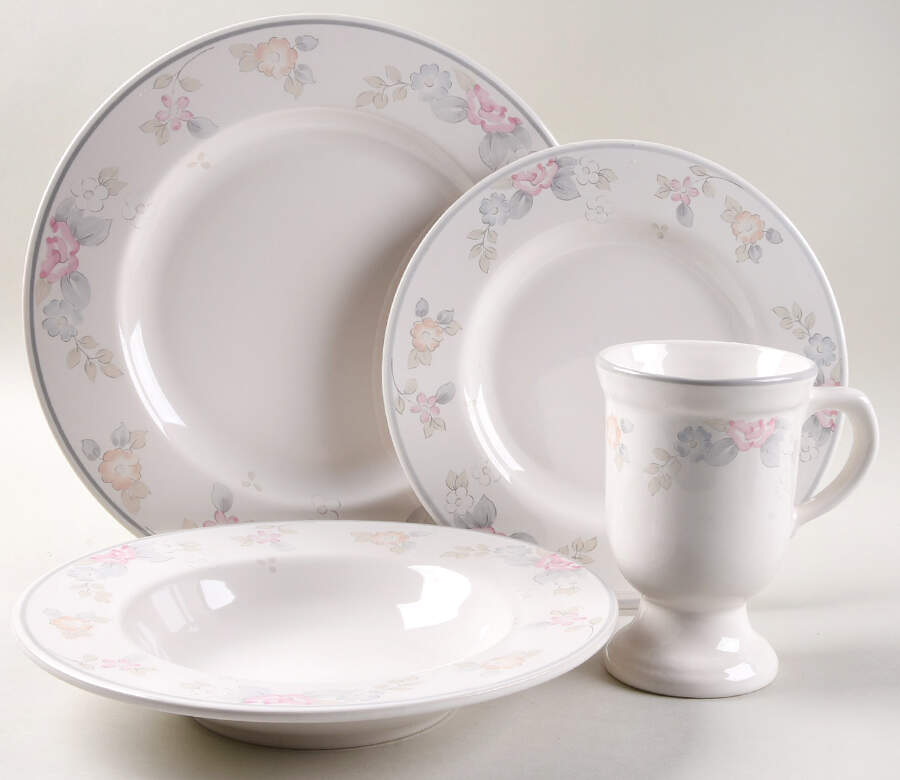 Wyndham 32  Piece Estate Set by Pfaltzgraff-1