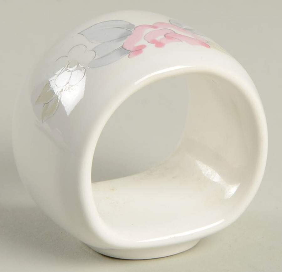 Wyndham Napkin Ring by Pfaltzgraff-1