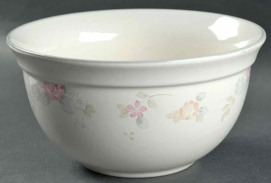 Wyndham 8" Mixing Bowl by Pfaltzgraff-1