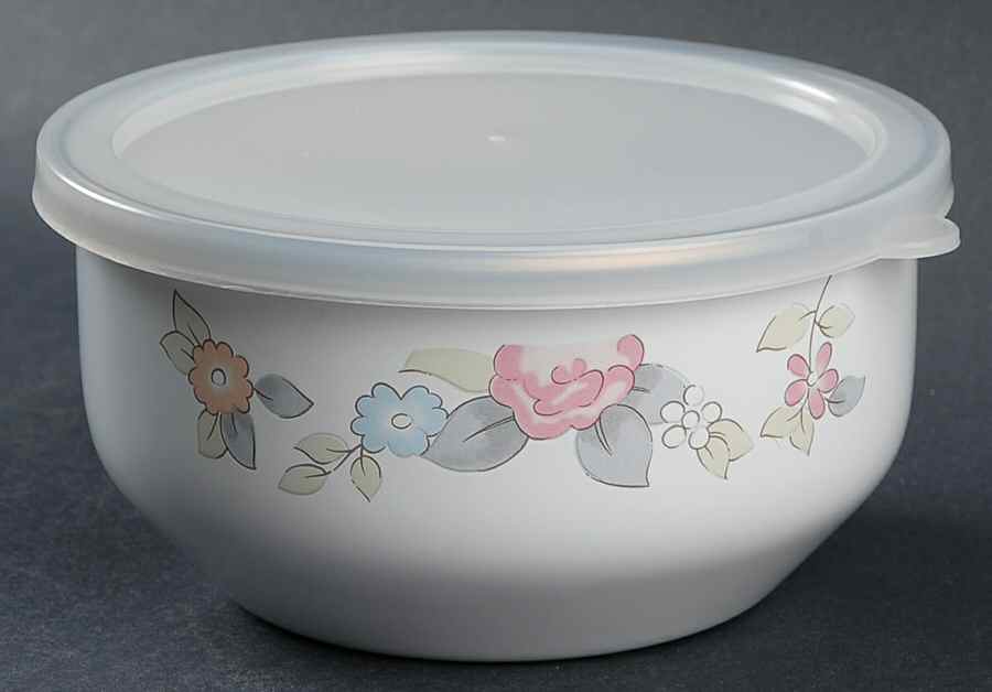 Wyndham Bowl-Metal 5 3/4" with Plastic Lid by Pfaltzgraff-1