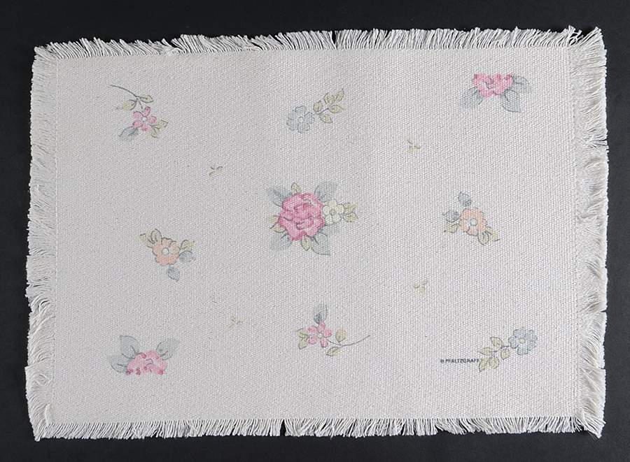Wyndham Cloth Placemat by Pfaltzgraff-1