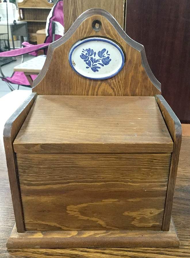 Yorktowne Wood Hanging Spice Box/Rack by Pfaltzgraff-1