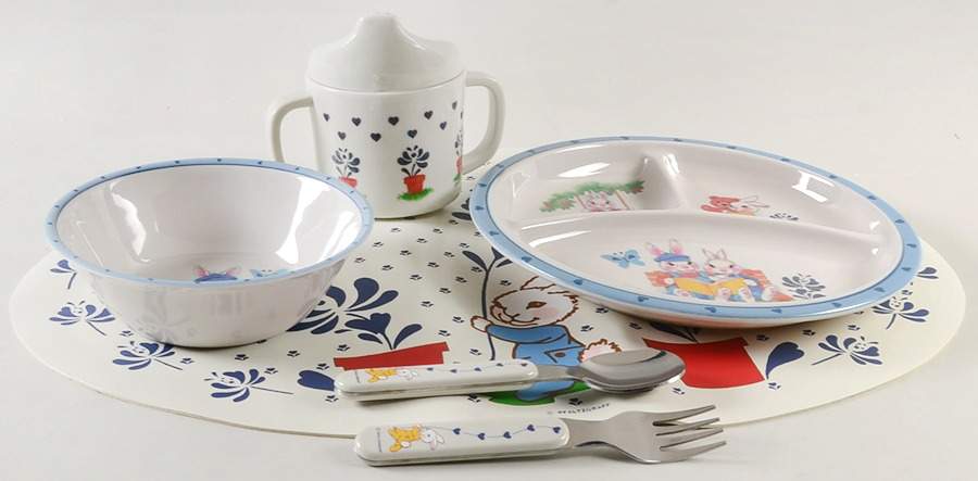 Yorktowne (6 Piece) Melamine Child's Set by Pfaltzgraff-1