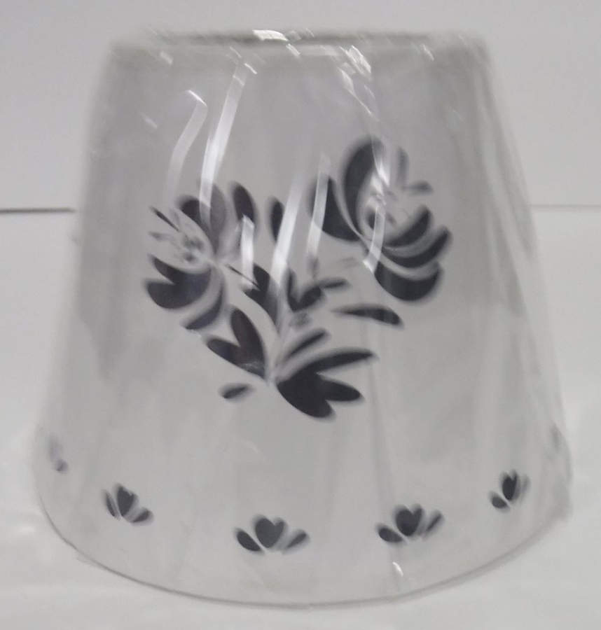 Yorktowne Shade for Candle Lamp by Pfaltzgraff-1